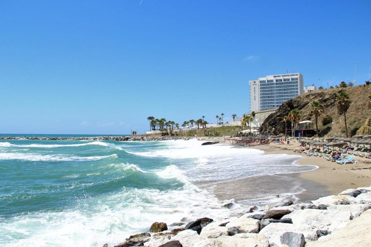 Benalgolf: Seaside With Private Bbq Backyard Apartment Benalmadena