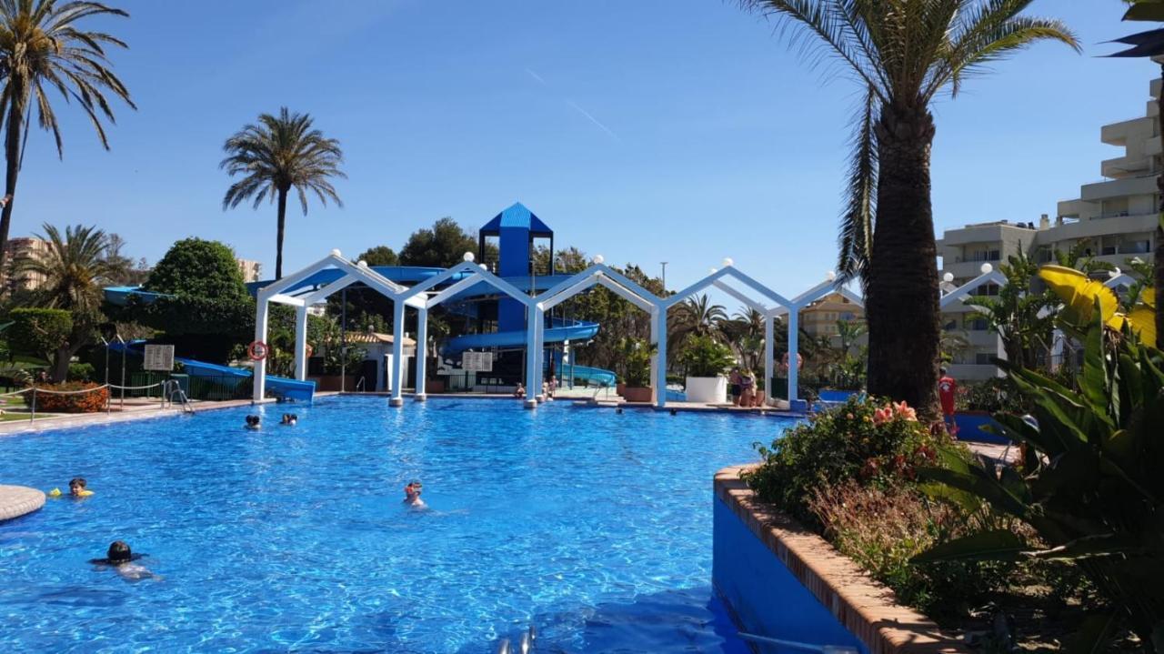 Benalbeach Seaview Studio Apartment