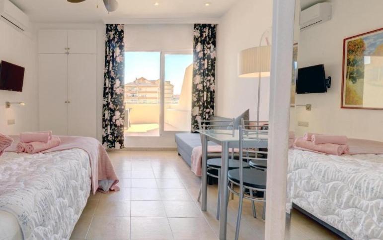 Apartment El Estudio De La Playa Benalbeach 324 Gran Terraza Vistas Al Mar *
