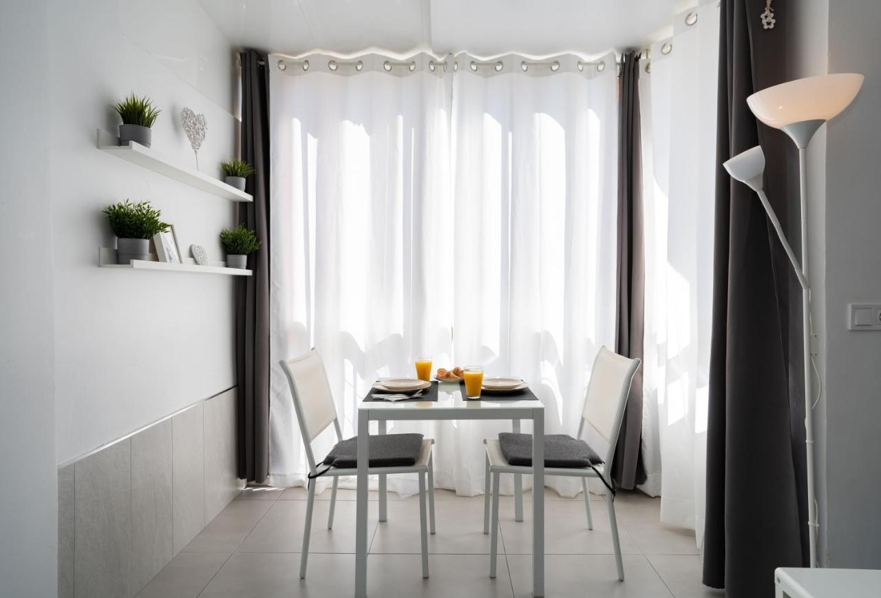 Apartment Sunny Days