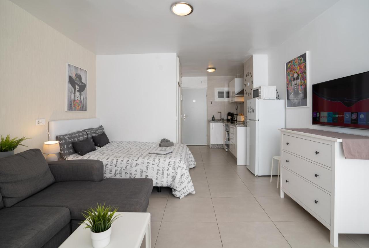 Sunny Days Apartment