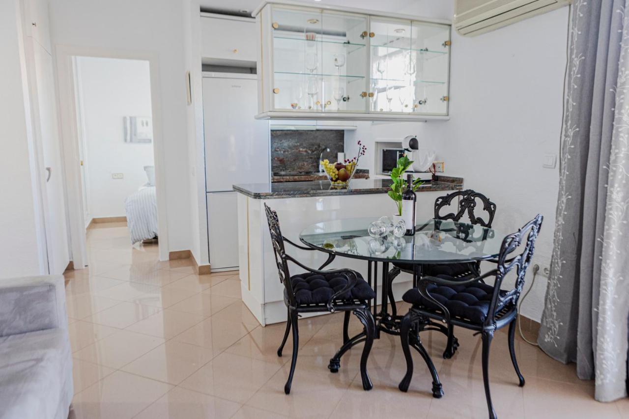 Benalbeach Penthouse Sea View Aparthotel *