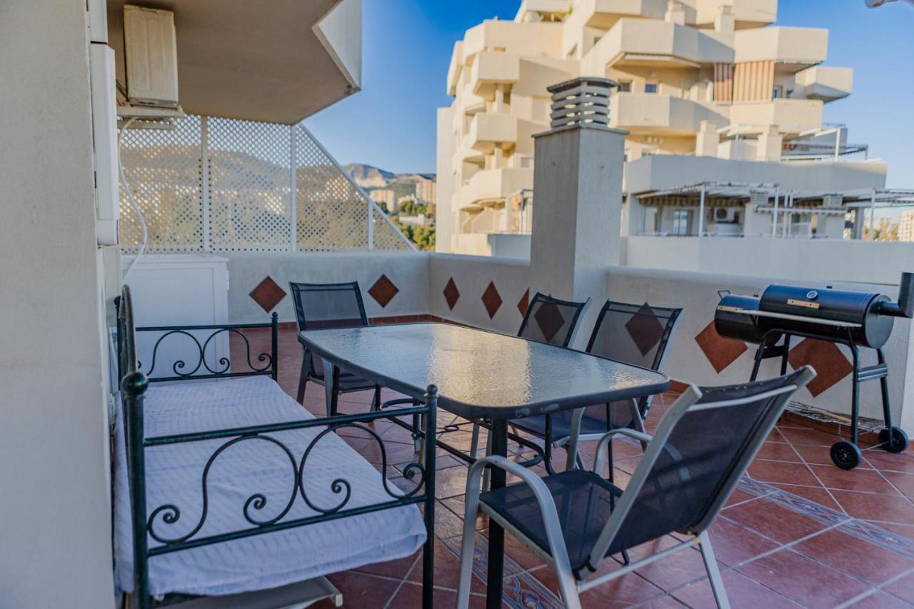 Aparthotel Benalbeach Penthouse Sea View