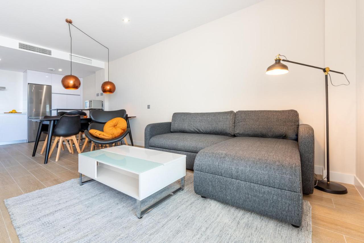 Blossom - Modern 2 Bedroom Within Walking Distance To Pueblo Apartment