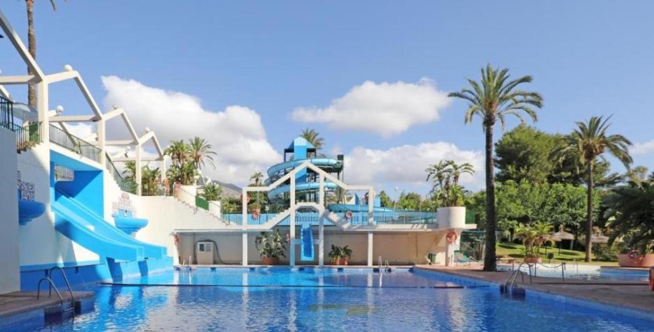 Apartment El Estudio De La Playa Benalbeach 804 Holidays Paradise *