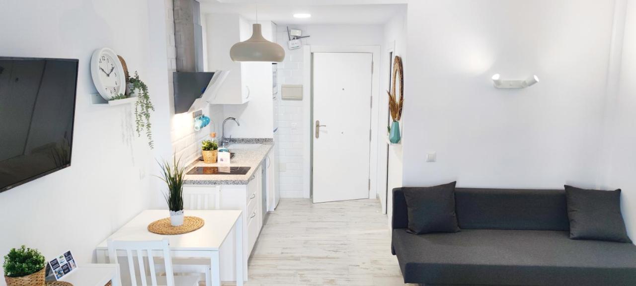 El Estudio De La Playa Benalbeach 804 Holidays Paradise Benalmadena