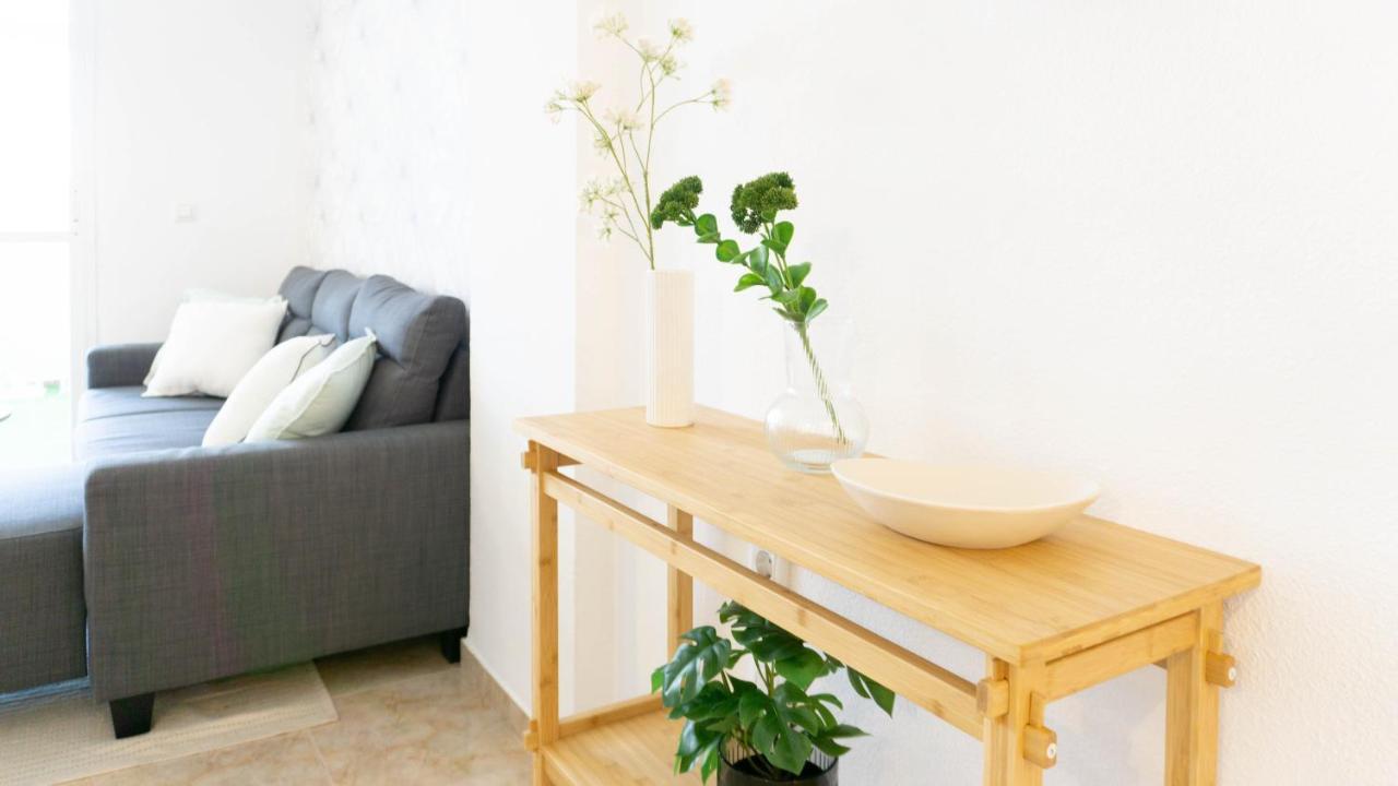 Carvajal Parking Malaga Apartment *