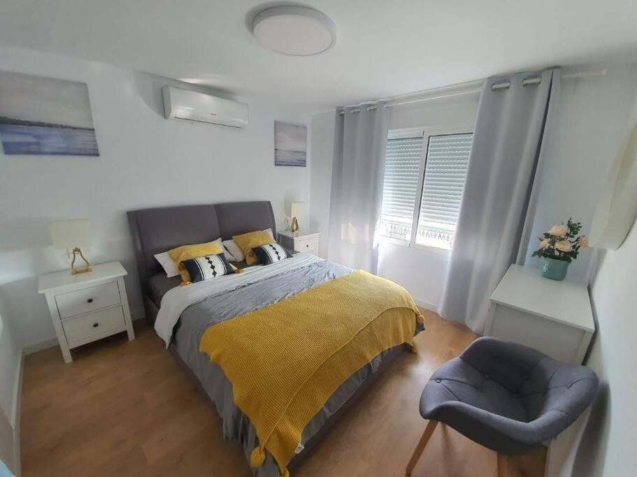 Apartment Beautiful Sea Views Cozy 350 M From Benalmadena