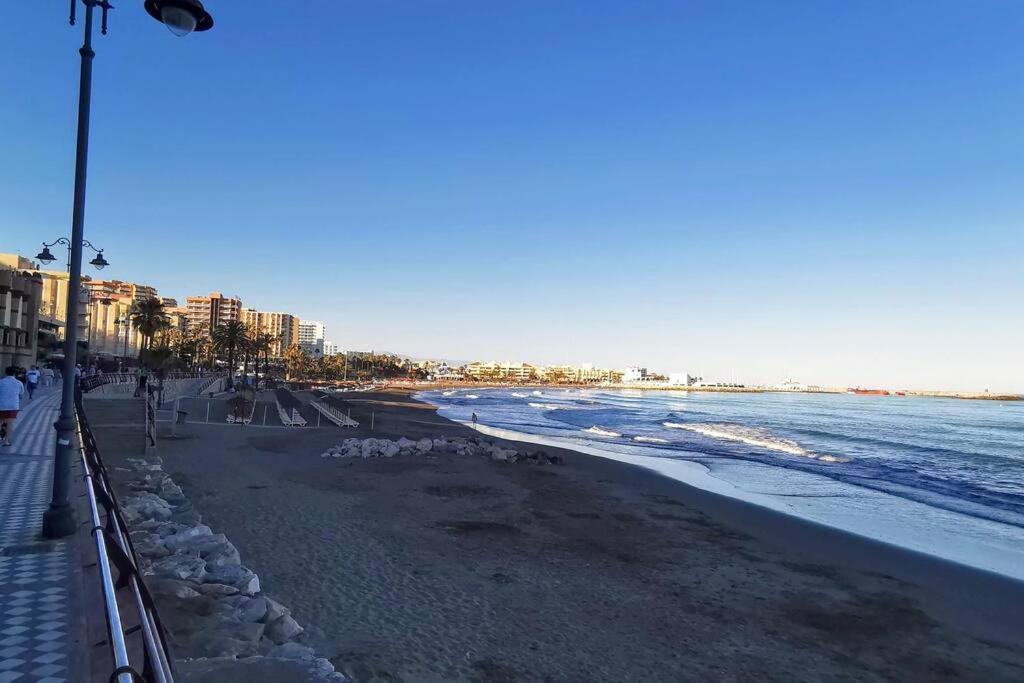 Apartment Beautiful Sea Views Cozy 350 M From Benalmadena
