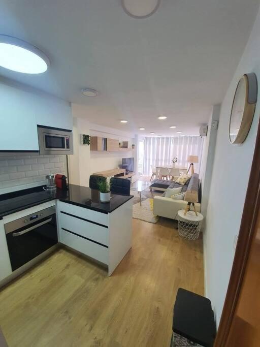 Beautiful Sea Views Cozy 350 M From
