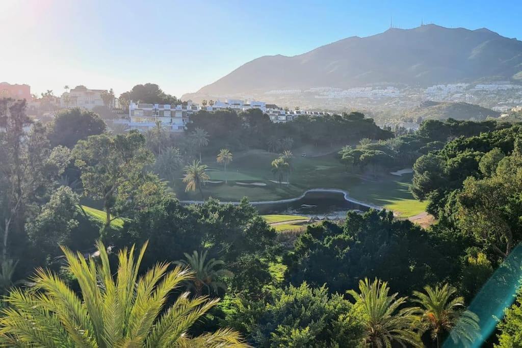 Soleado Golf Y A 900 M De La Playa Apartment Benalmadena