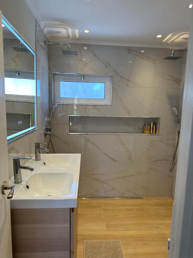 Holiday home New Luxe House