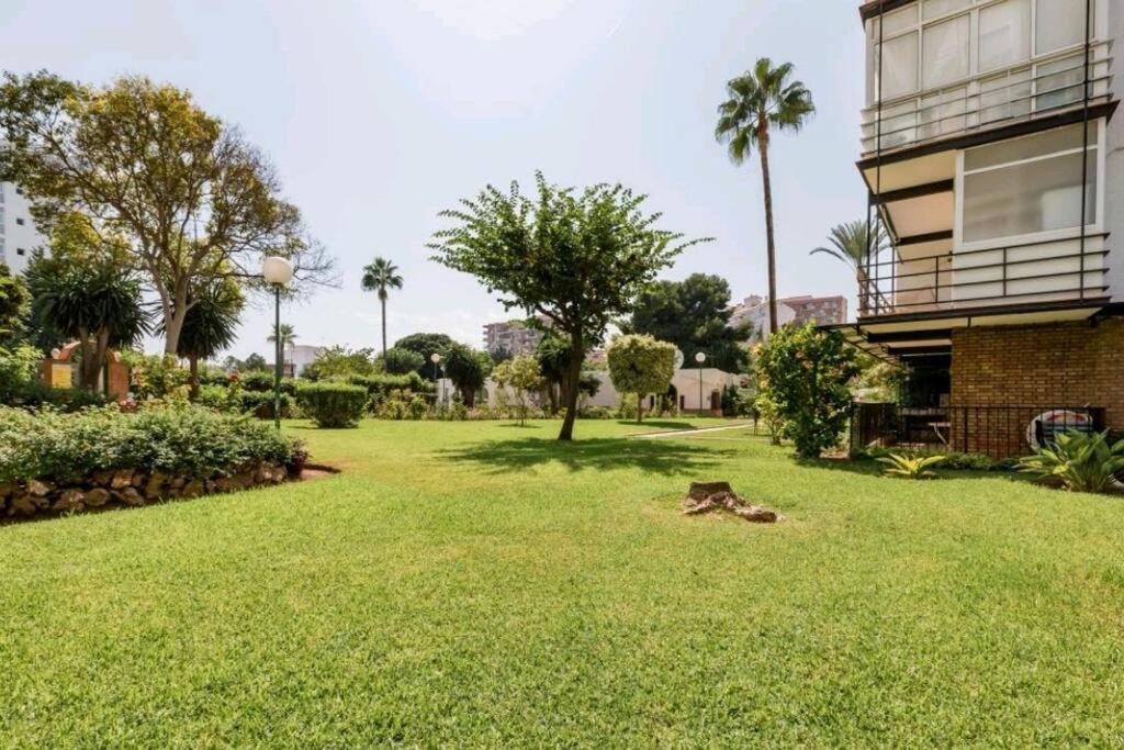 Beautiful Sea Views Cozy 350 M From Apartment