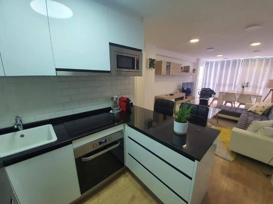Beautiful Sea Views Cozy 350 M From