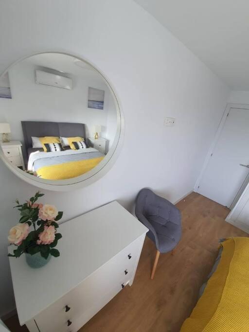 Apartment Beautiful Sea Views Cozy 350 M From *