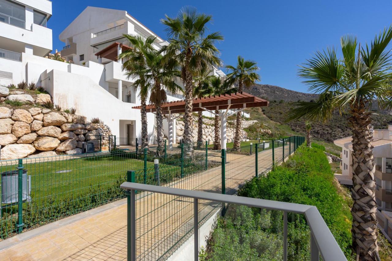Luxurious In By Costarentals - Ref 35