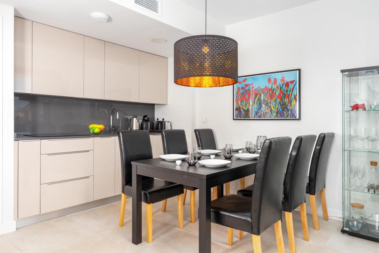 Modern With Pool In Ref 47 Appartement *