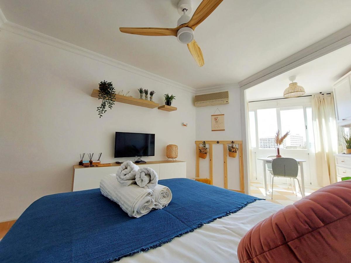 And Cozy At The Beachfront * Benalmadena