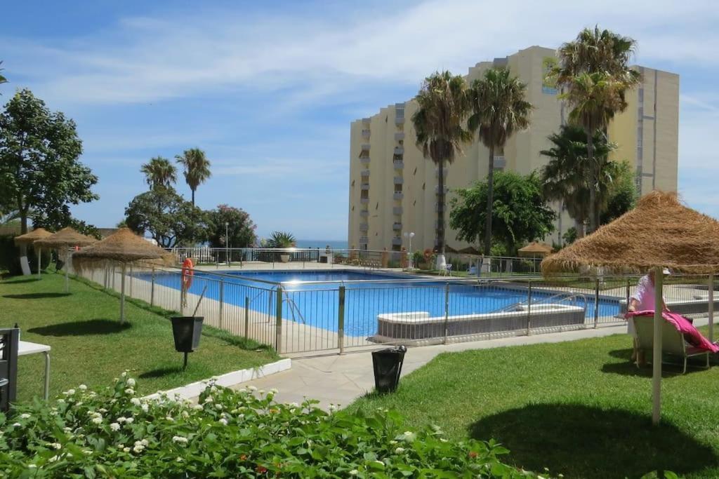 Appartement 1ª Linea Playa, Edificio Diana Ii, Wifi, Puerto Marina.