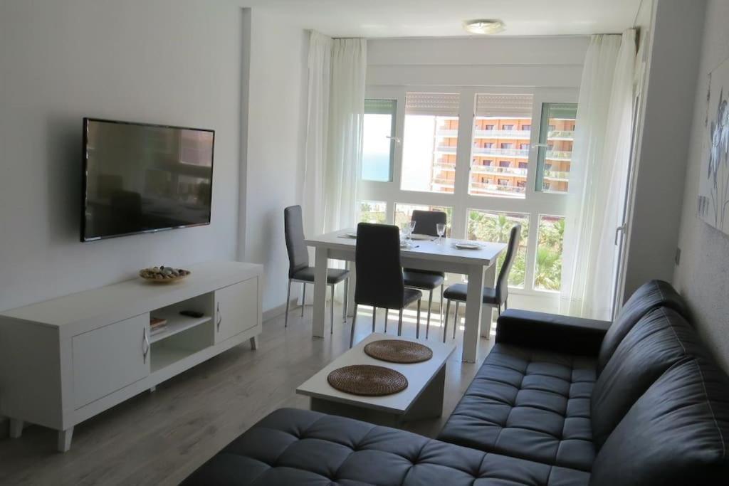 1ª Linea Playa, Edificio Diana Ii, Wifi, Puerto Marina. * Benalmadena