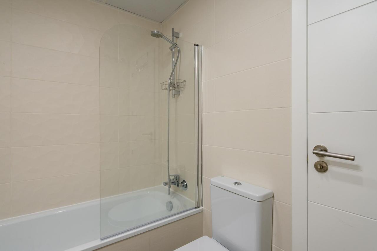 Luxurious In By Costarentals - Ref 35 *