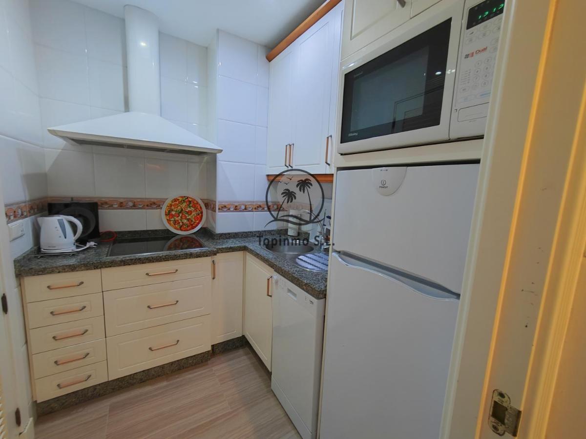 Cozy Corner 2 Bedroom On New Island Complex In Marina Harbour Apartment
