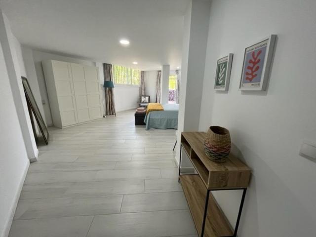 A Terrace With Sea View, 2 Bedrooms In Apartment Benalmadena