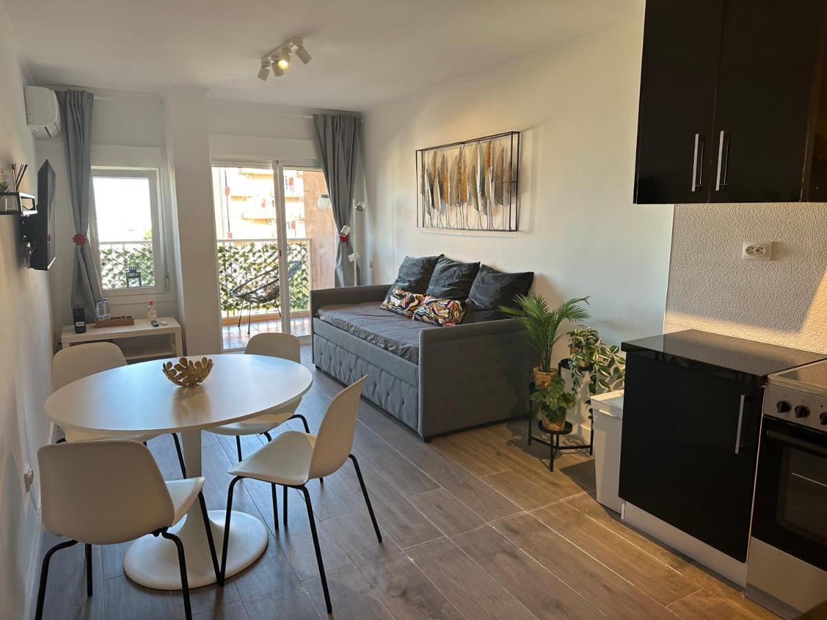 Centrico Con Vistas Y Piscinas Apartment Benalmadena