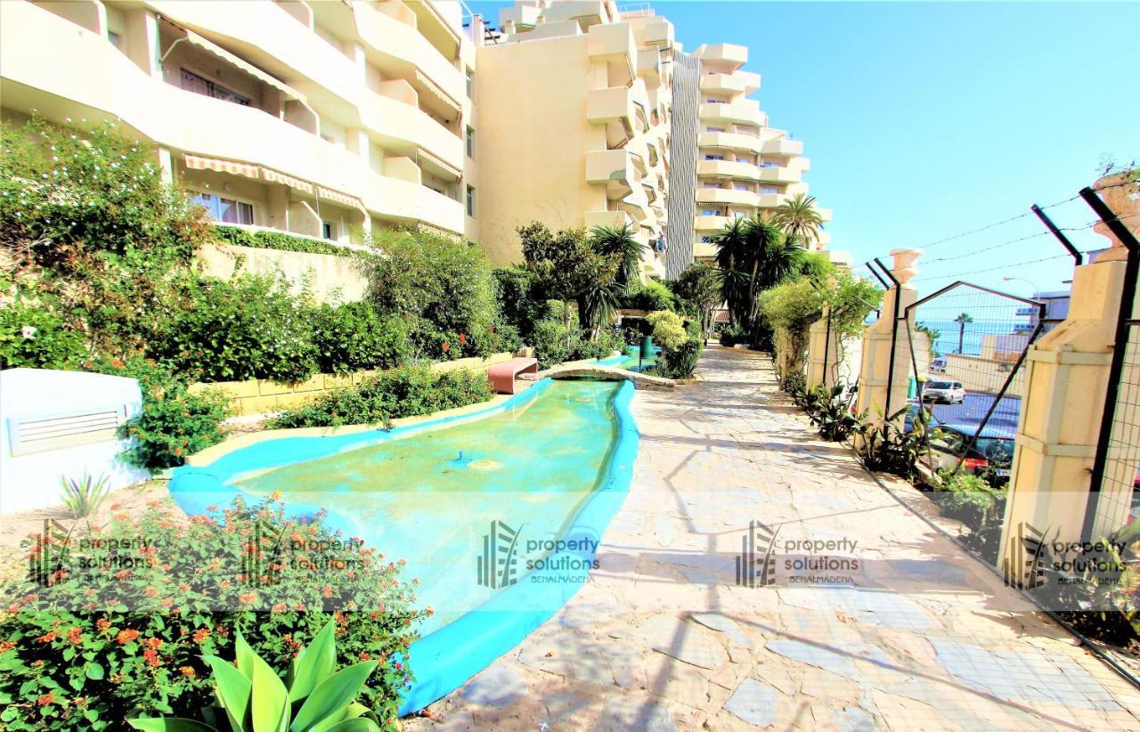 812 Benalbeach. 1ºlinea De Playa. Vistas A La Piscina Y La Montana. Benalmadena