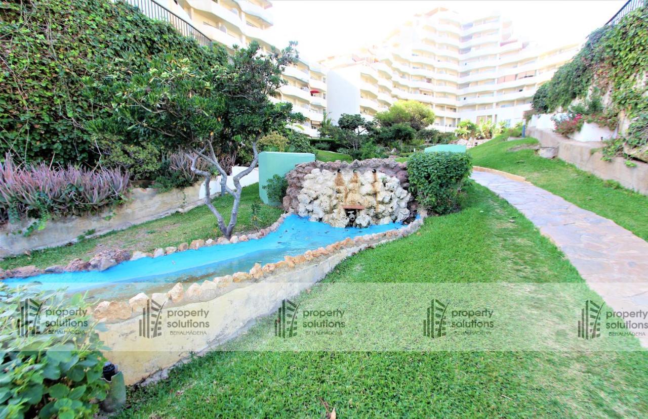 Apartment 812 Benalbeach. 1ºlinea De Playa. Vistas A La Piscina Y La Montana. *