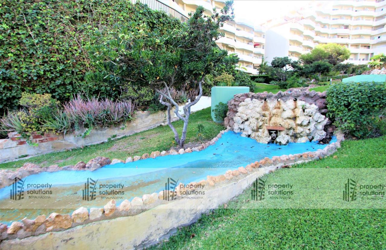 Apartment 812 Benalbeach. 1ºlinea De Playa. Vistas A La Piscina Y La Montana. *