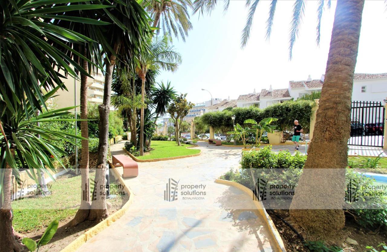 812 Benalbeach. 1ºlinea De Playa. Vistas A La Piscina Y La Montana. Benalmádena