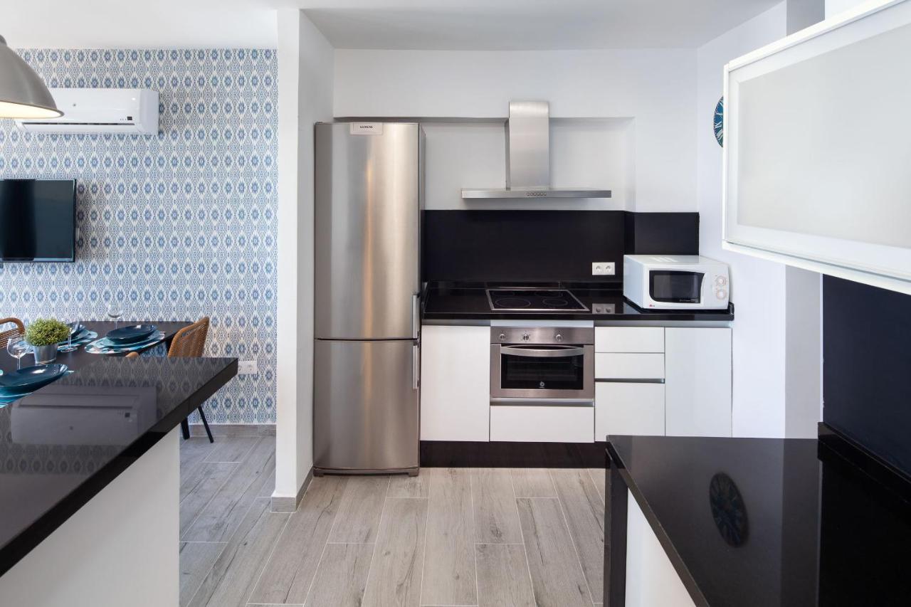Apartment Malibu Blue