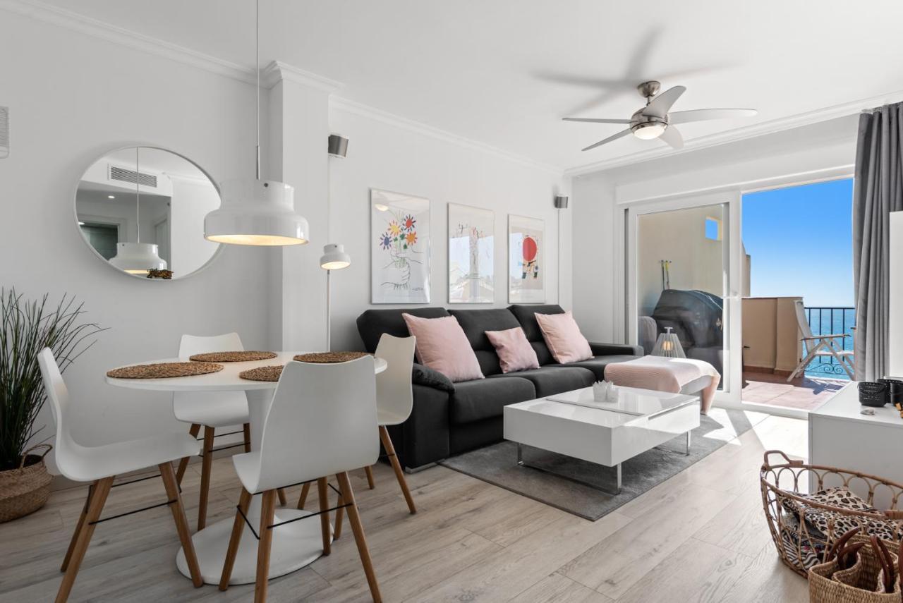 Seaview Penthouse Near The By Costarentals - Ref 193 *