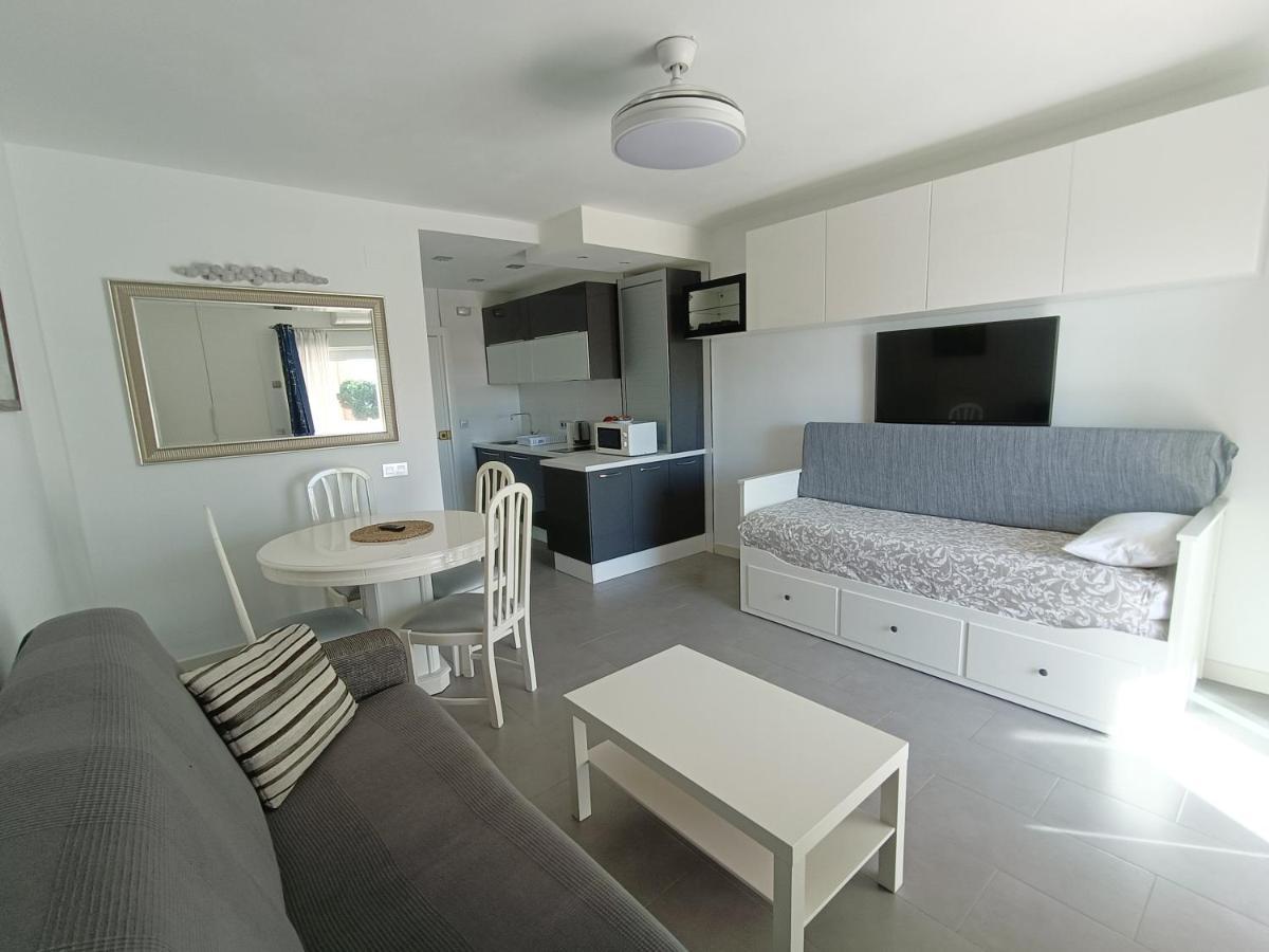 Benalbeach With Sea Views And Water Park Apartment Benalmadena