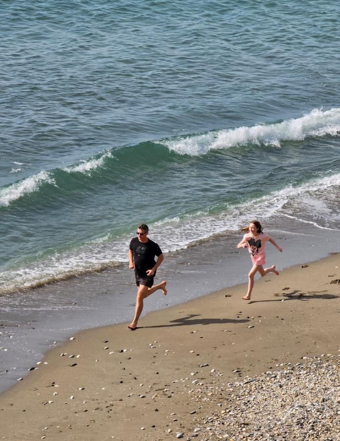 Summer House Duplex En La Playa Con Piscina Holiday home Benalmadena