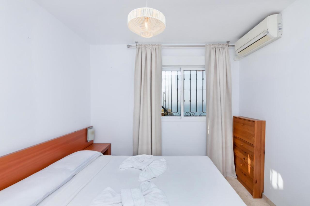 Sea Views Carvajal Apartment *
