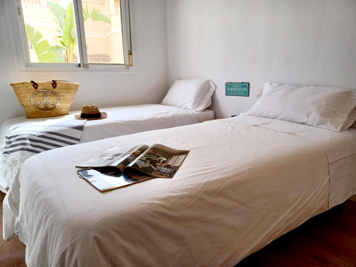 140 M2, 400 Metros De La Playa En *
