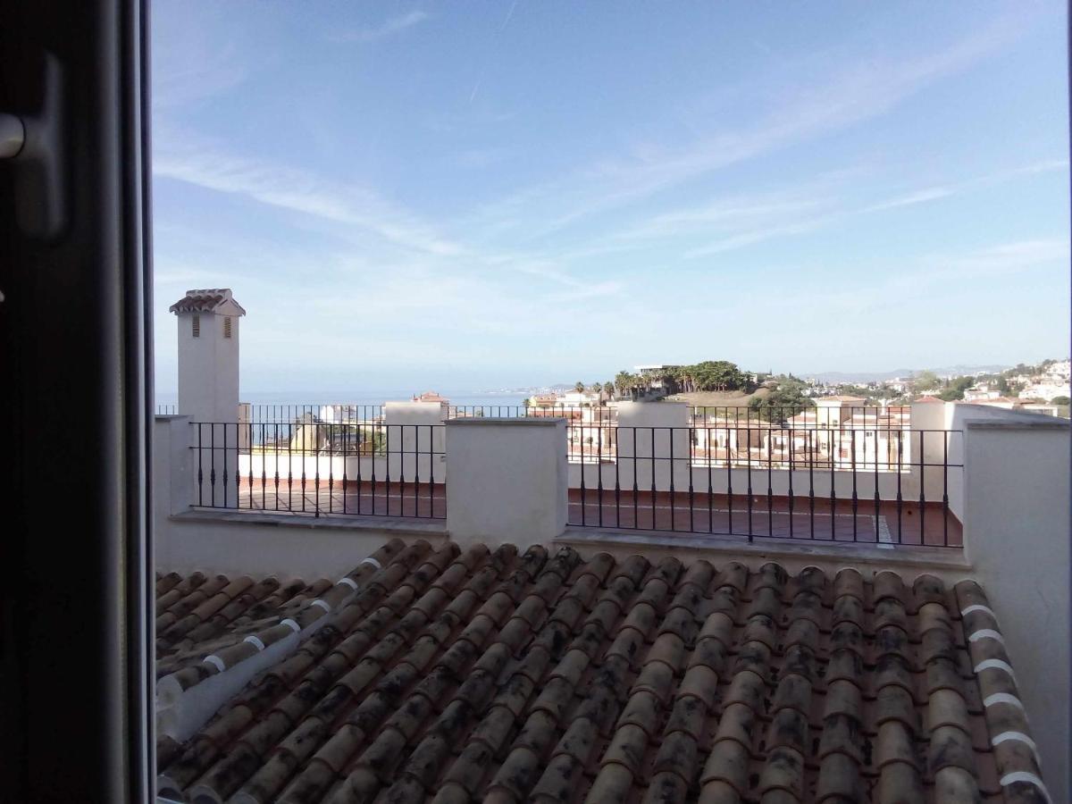 De 1 En Calle Vela Benalmádena