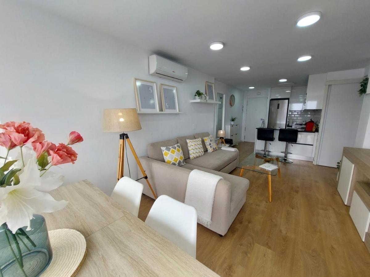 Apartment Beautiful Sea Views Cozy 350 M From
