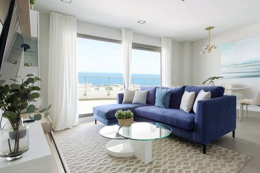 With A Beautiful Sea View Serenity
