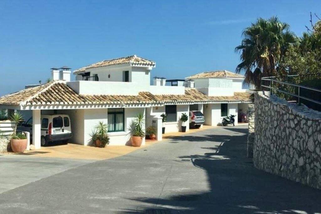 Appartement 3 Bedroom Semi Detached With Stunning Views! Benalmádena