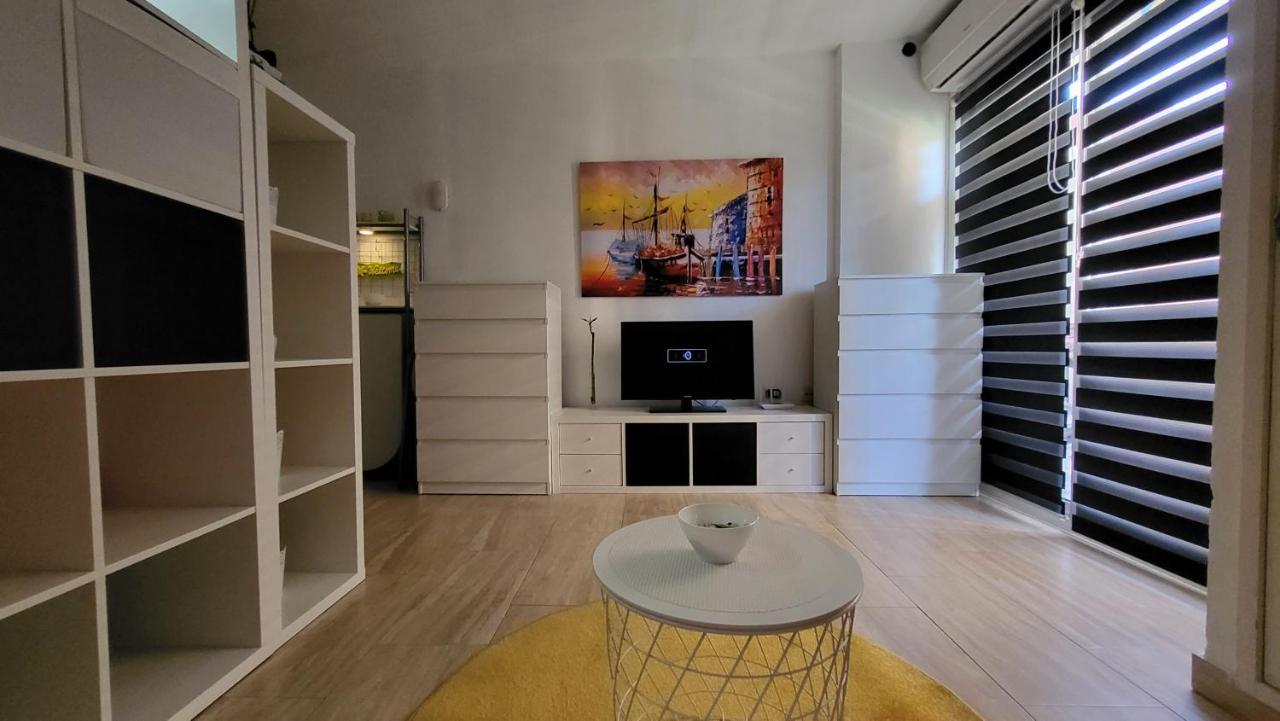 Minerva 242 Apartment *