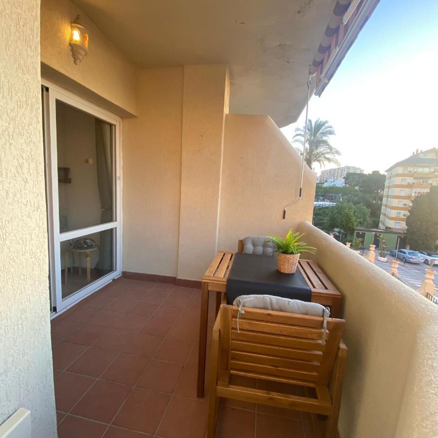 Benalbeach Seaview Studio Apartment