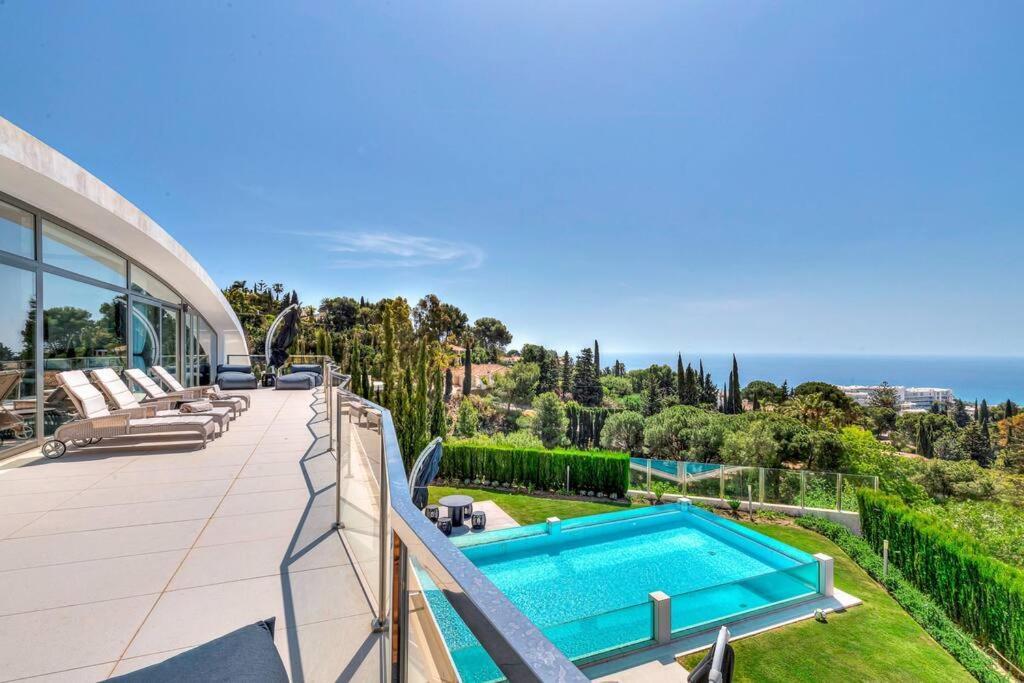 Villa Espectacular In Higueron