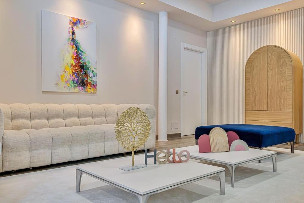 Espectacular In Higueron Villa *