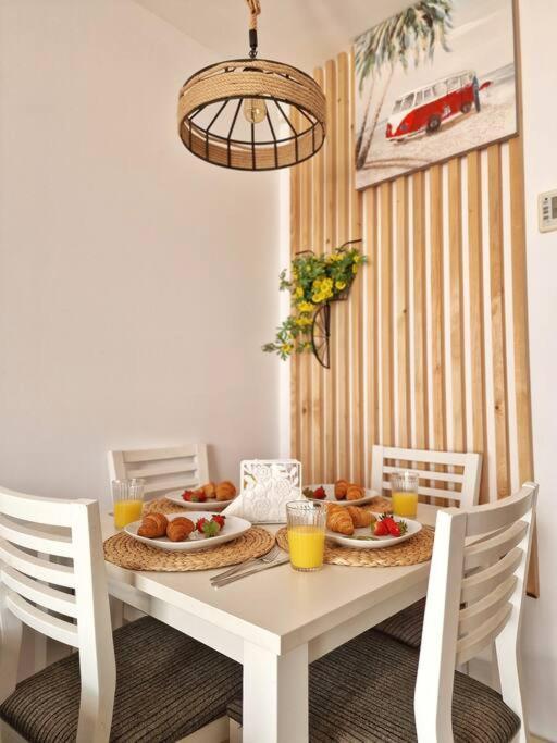 Apartment Acogedor Piso Con Terraza Y Parking! Benalmadena