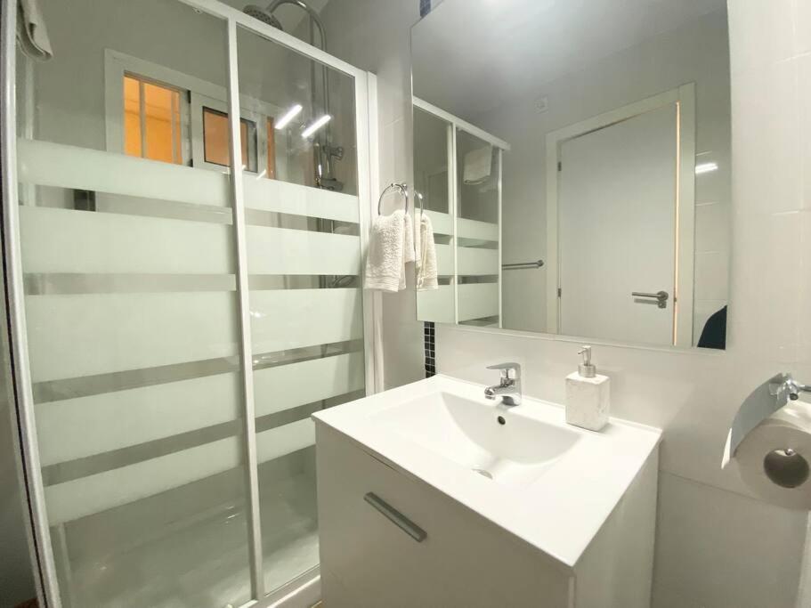 Apartment Style & Comfort In - Pool Available Seasonally Benalmadena