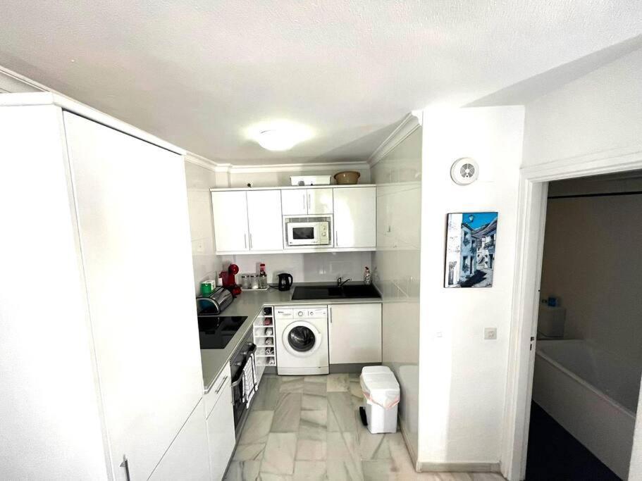 1 Bed With Mountain Views Appartement Benalmádena