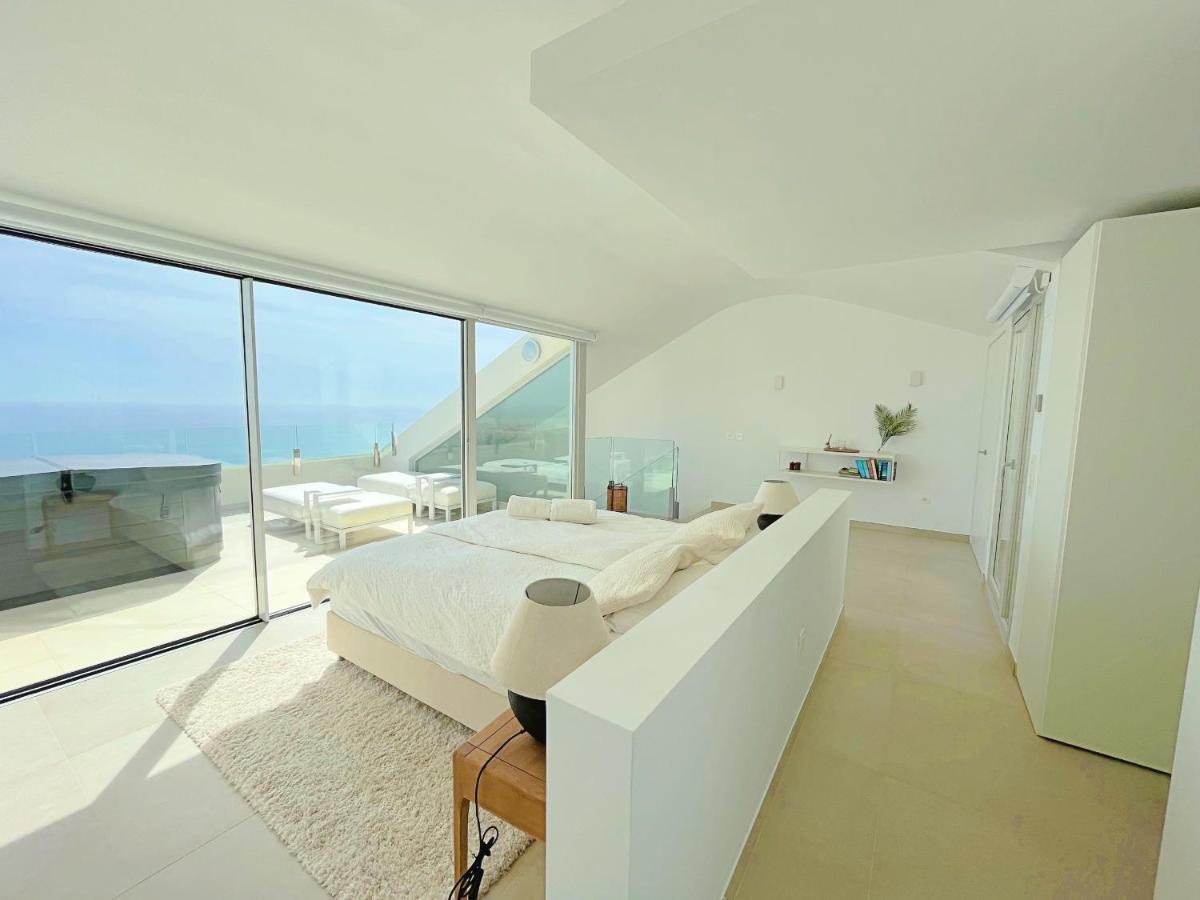 Stupa Hills V F34j - Luxury Sea View Duplex Appartement *